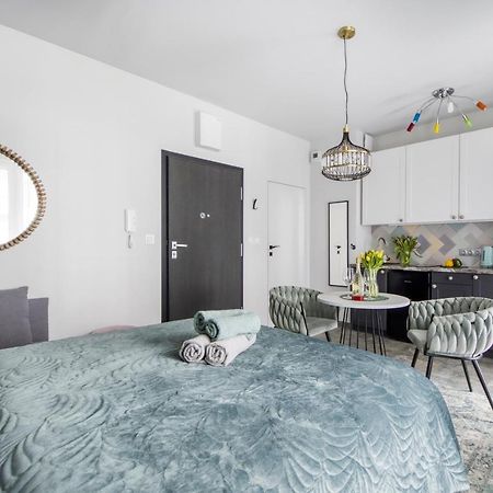 Apartamenty Metropark Krzemieniecka-Lux Warsaw Ngoại thất bức ảnh