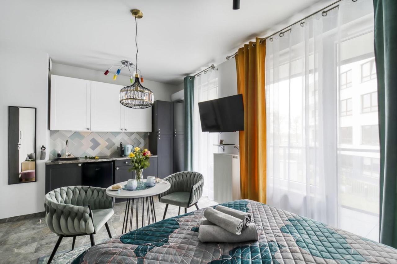 Apartamenty Metropark Krzemieniecka-Lux Warsaw Ngoại thất bức ảnh