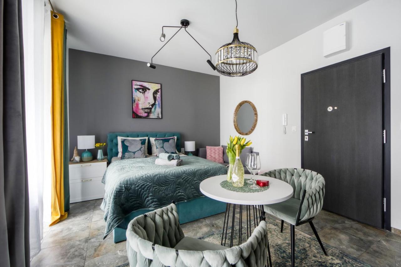 Apartamenty Metropark Krzemieniecka-Lux Warsaw Ngoại thất bức ảnh