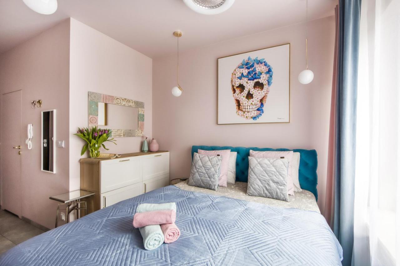 Apartamenty Metropark Krzemieniecka-Lux Warsaw Ngoại thất bức ảnh